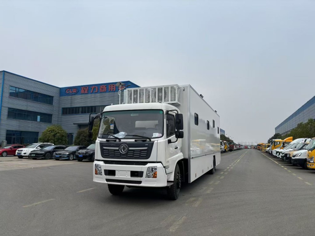 东风移动体检车