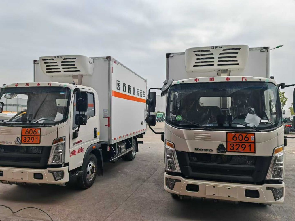 重汽豪沃医疗废物转运车