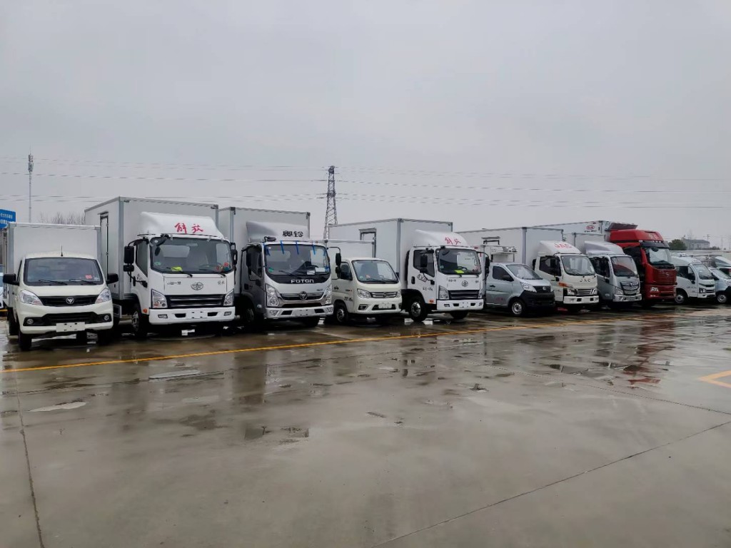 陕汽医疗废物转运车