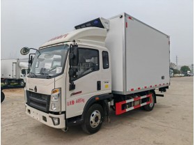 重汽豪沃医疗垃圾运输车