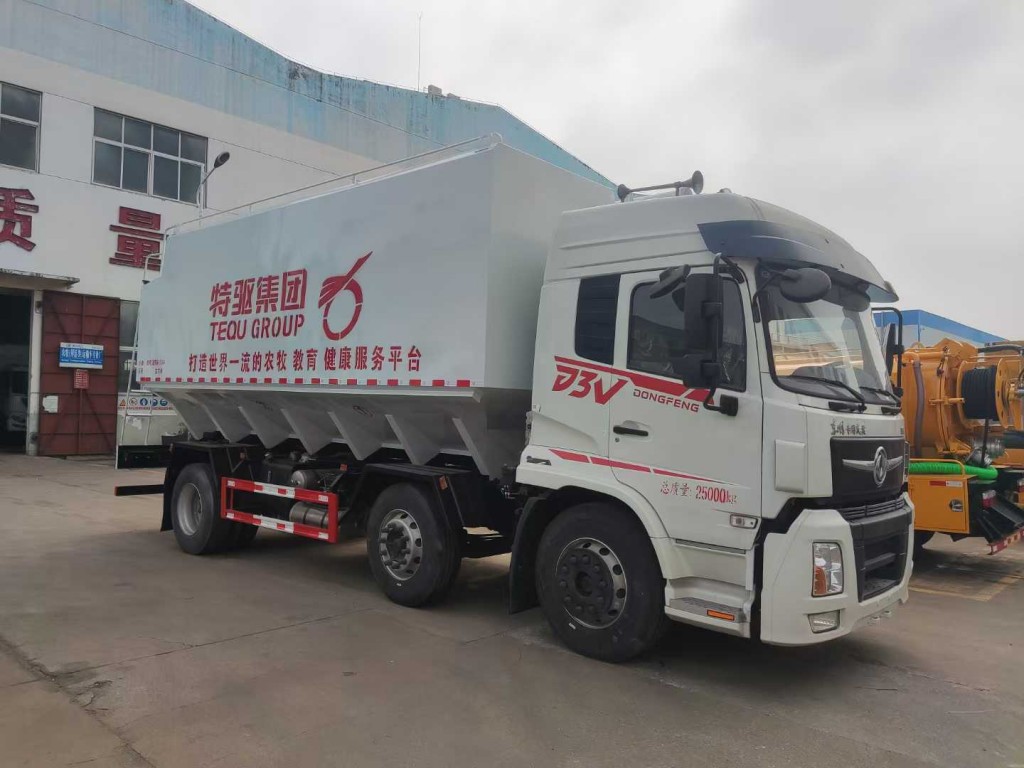 饲料运输罐车