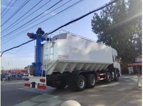 12方东风散装饲料运输车