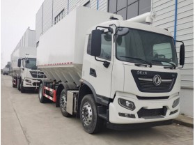20方东风散装饲料运输车