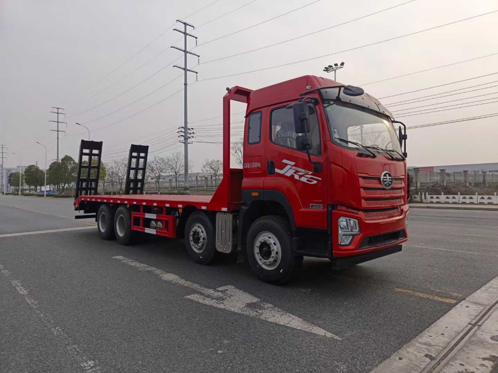 解放后八轮平板车