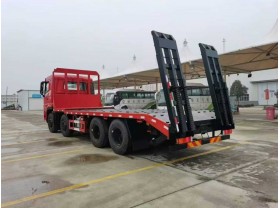 一拖前四后八平板车