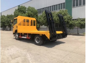 五征4米2蓝牌平板车