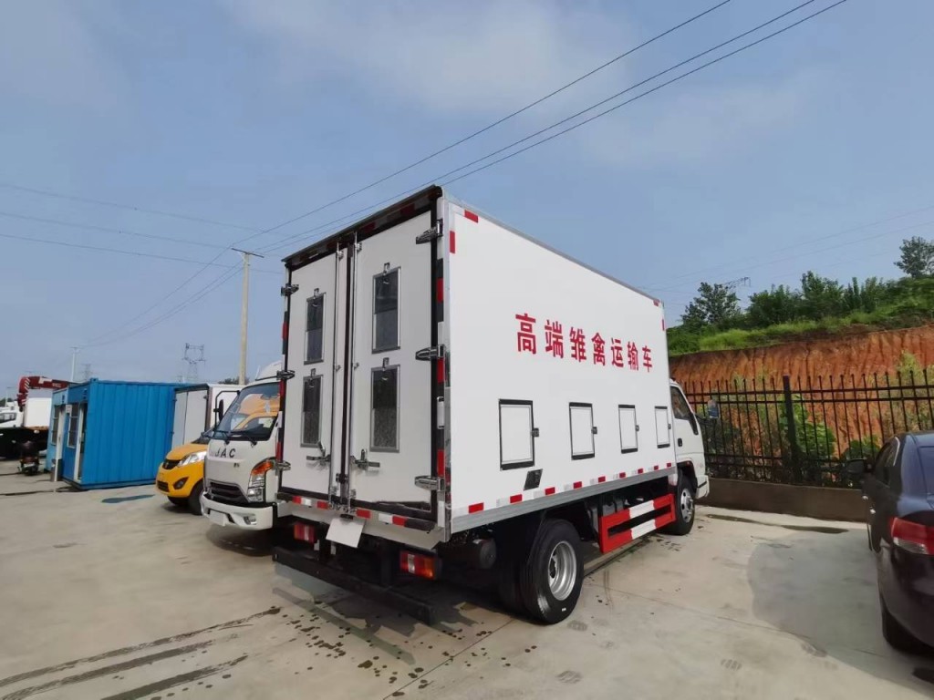 东风雏禽禽苗运输车