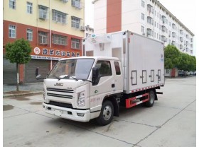 江铃畜禽运输车