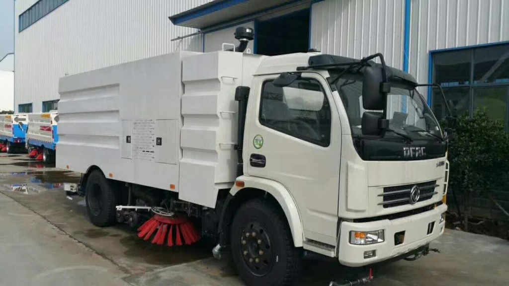 纯吸式扫路车