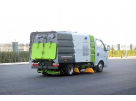 金霸扫路车