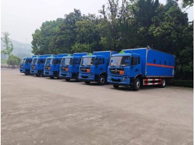 东风天锦6.5米爆破器材运输车