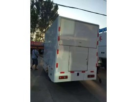 江铃流动售货车