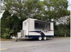 移动餐饮车