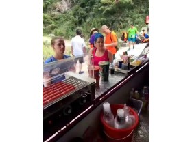 庆铃餐饮小吃车