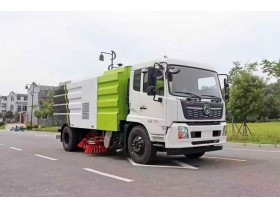 程力天锦扫路车