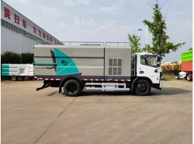 小型扫地吸尘车