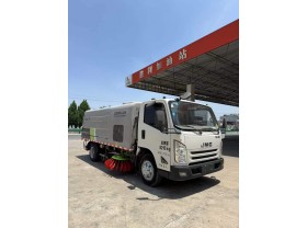 吸尘洗地车