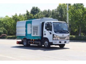 小型道路清扫吸尘车