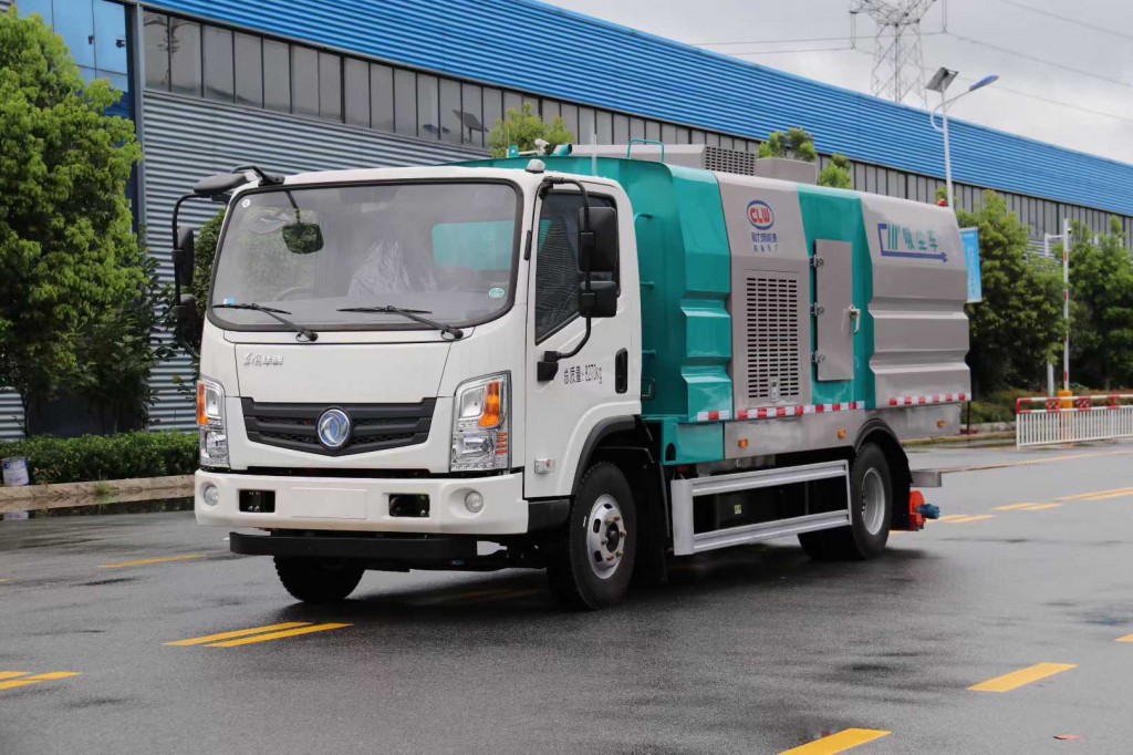 5方吸尘车