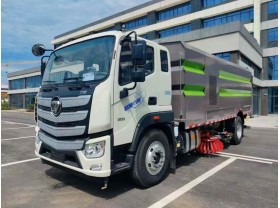 8吨洗扫车
