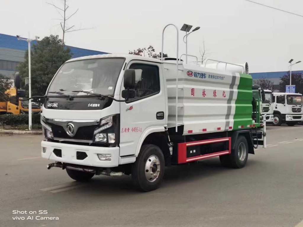 保温洒水车