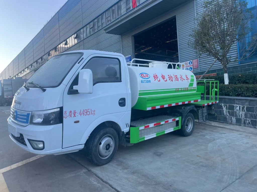 大力洒水车