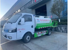 大力洒水车