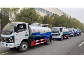 劲卡洒水车