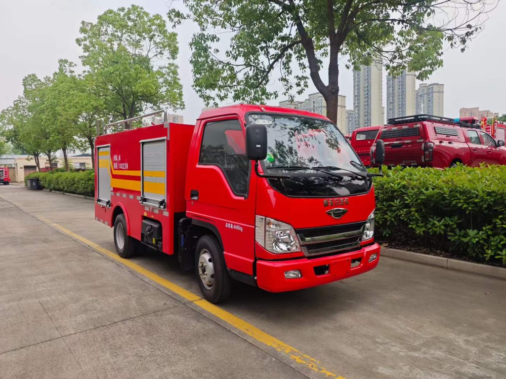 应急洒水车
