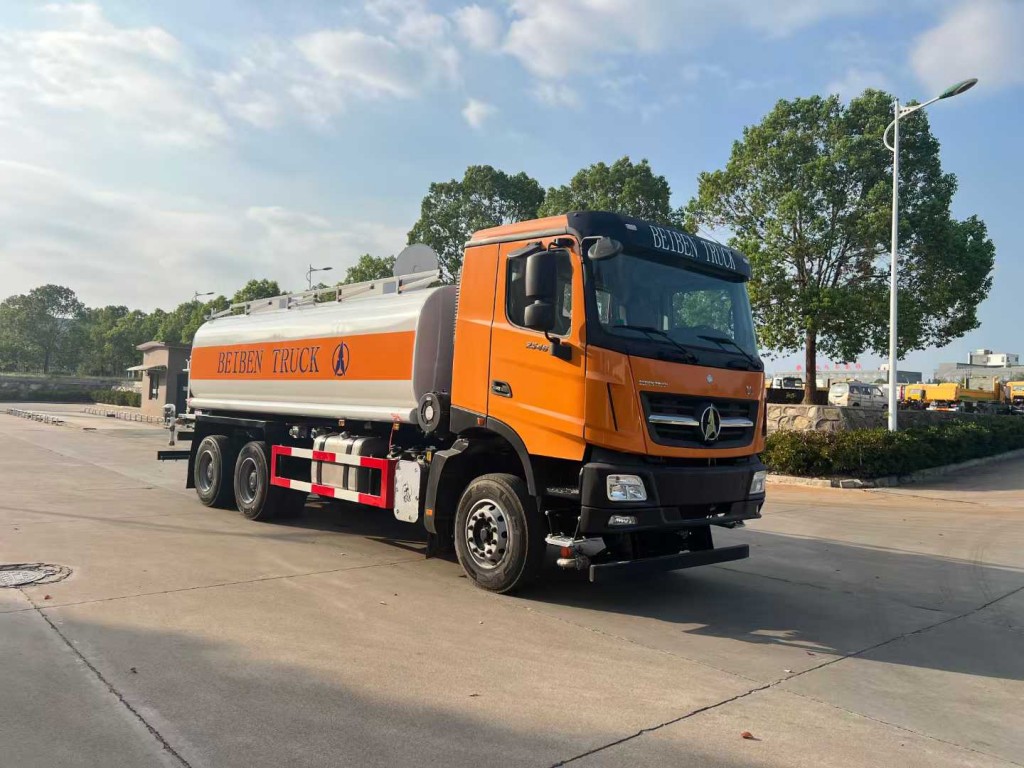 北奔洒水车