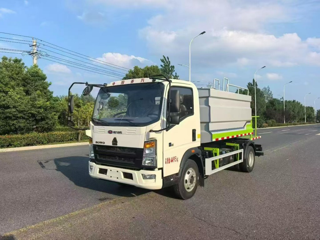 八方洒水车