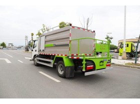 路桥洒水车