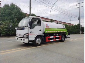 庆铃洒水车