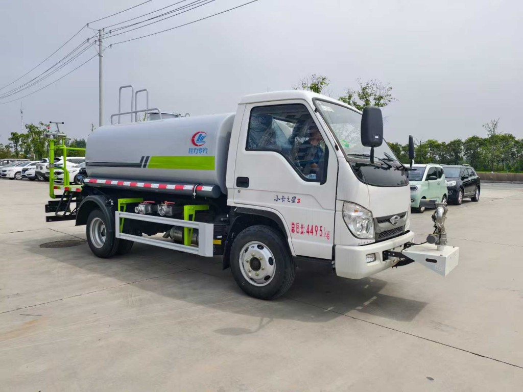 福田时代洒水车