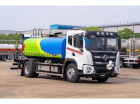 16吨洒水车