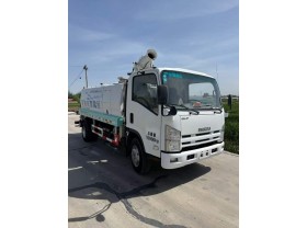 五十铃洒水车