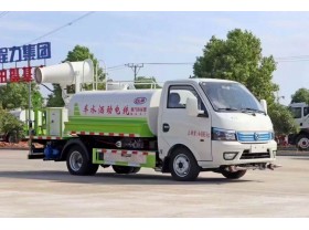小型2立方洒水车