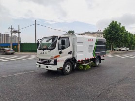 江淮吸尘扫地车