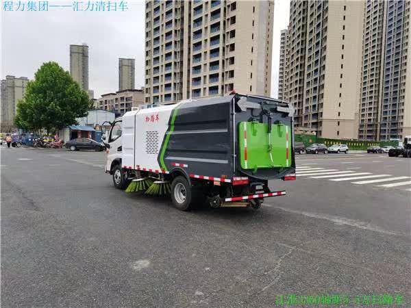 江淮道路清扫车