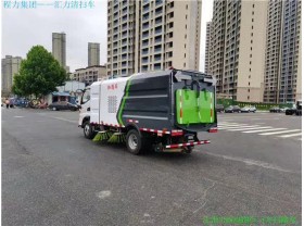 江淮道路清扫车
