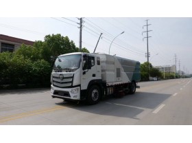 福田路面吸尘车