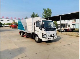 五十铃路面吸尘车