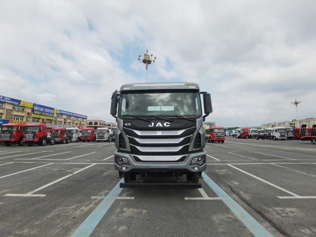 江淮格尔发路面吸尘车