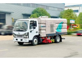 路面清扫吸尘车