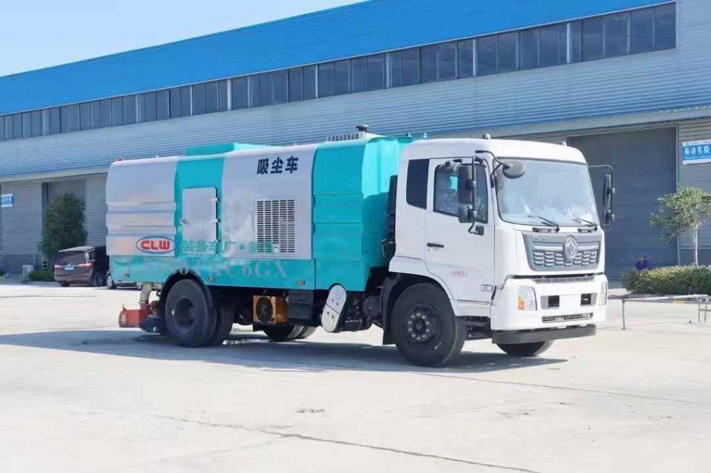 路面吸尘清扫车