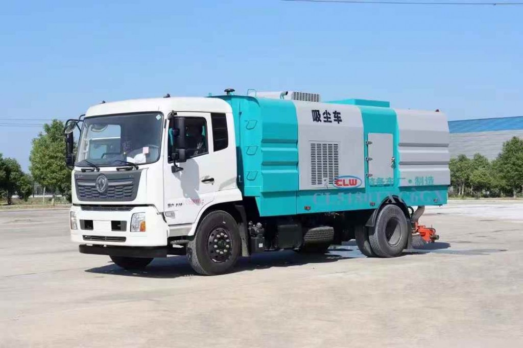 东风天锦真空吸尘车