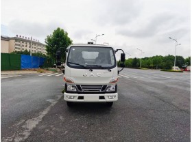 江淮道路真空吸尘车