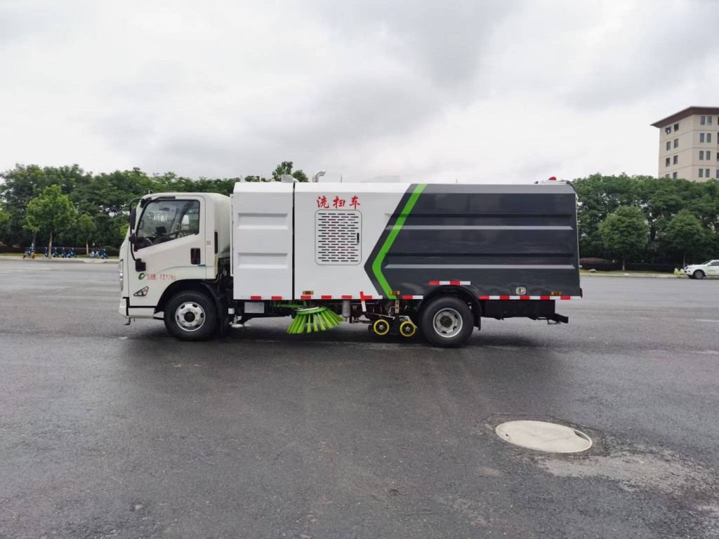 江铃环卫清扫车
