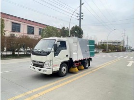 福田时代扫路车