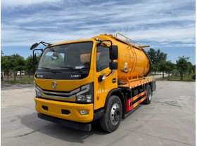 东风8方吸污车